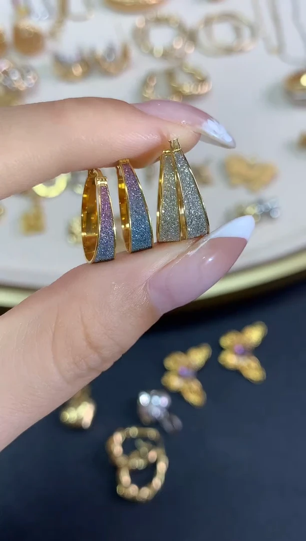 耳饰18K金耳饰|1280多样性发其一