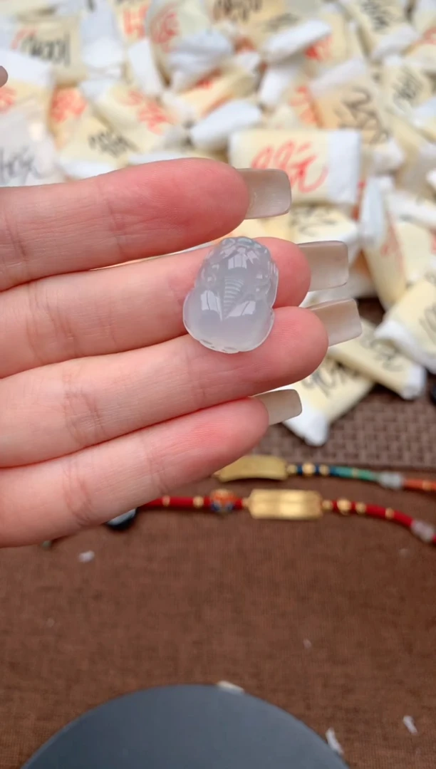 未镶嵌挂件翡翠一