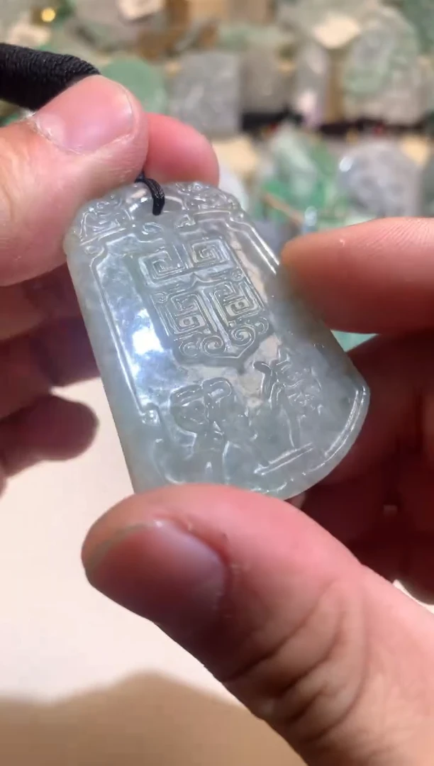 【闪购商品】翡翠颈饰未镶嵌01/25/09