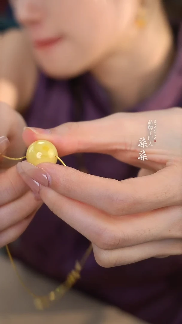 蜜蜡吊坠(赠链)未镶嵌蜜蜡锁骨链项链