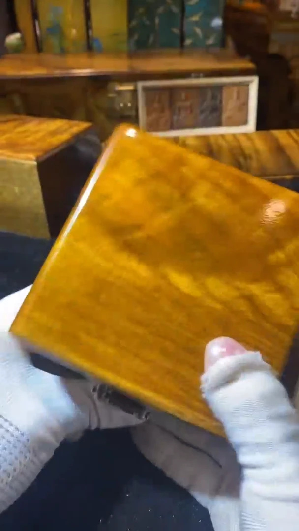 金丝楠大方盒（12*12*6）119