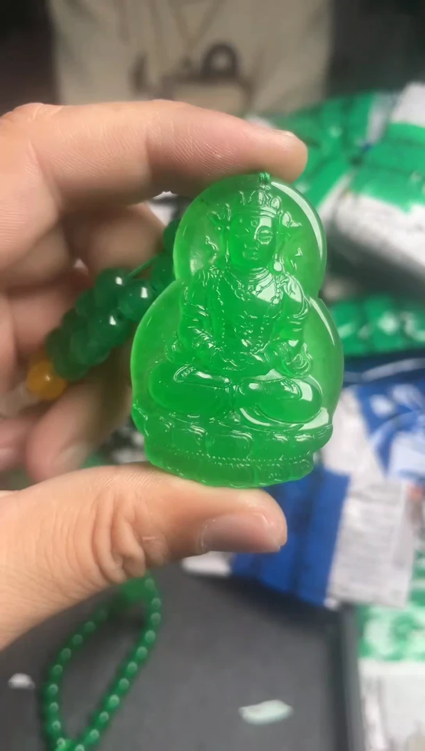 时尚精美高端吊坠