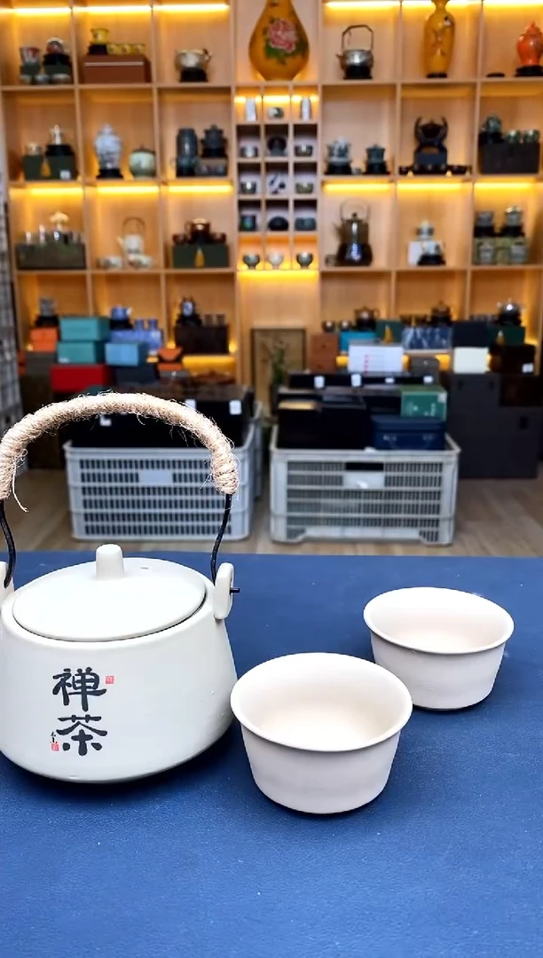 【闪购商品】撤柜高货，价格随便开@@ZH801