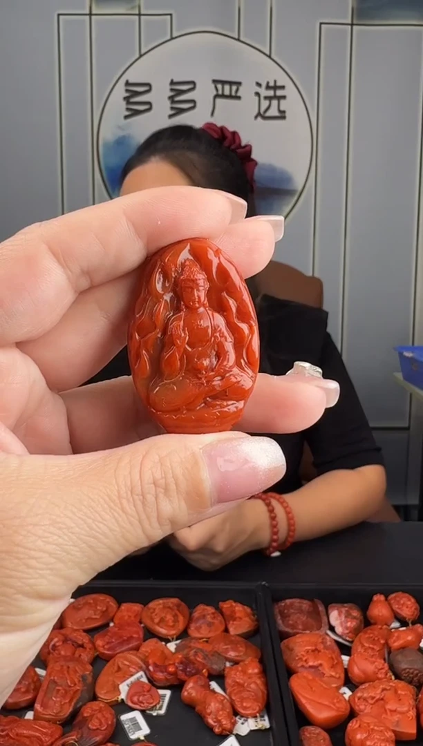未镶嵌雕刻南红玛瑙080ZB0919产品一个