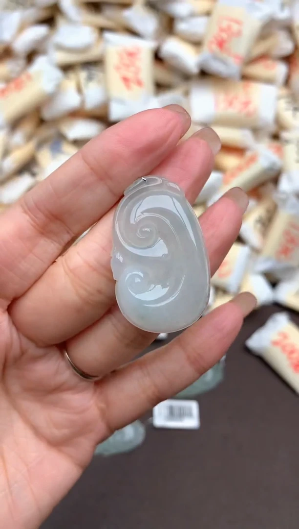 未镶嵌挂件翡翠一