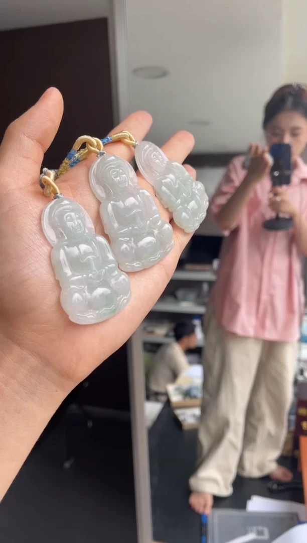 吊坠(不含链)未镶嵌翡翠天然缅甸A货翡翠多样性发其一