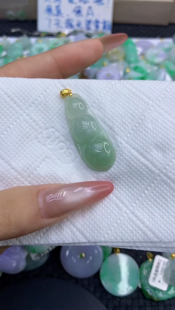 颈饰未镶嵌翡翠天然缅甸A货翡翠