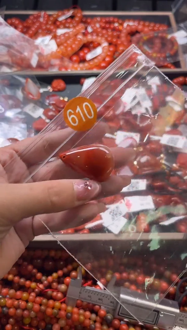 南红玛瑙未镶嵌珠宝奇石610
