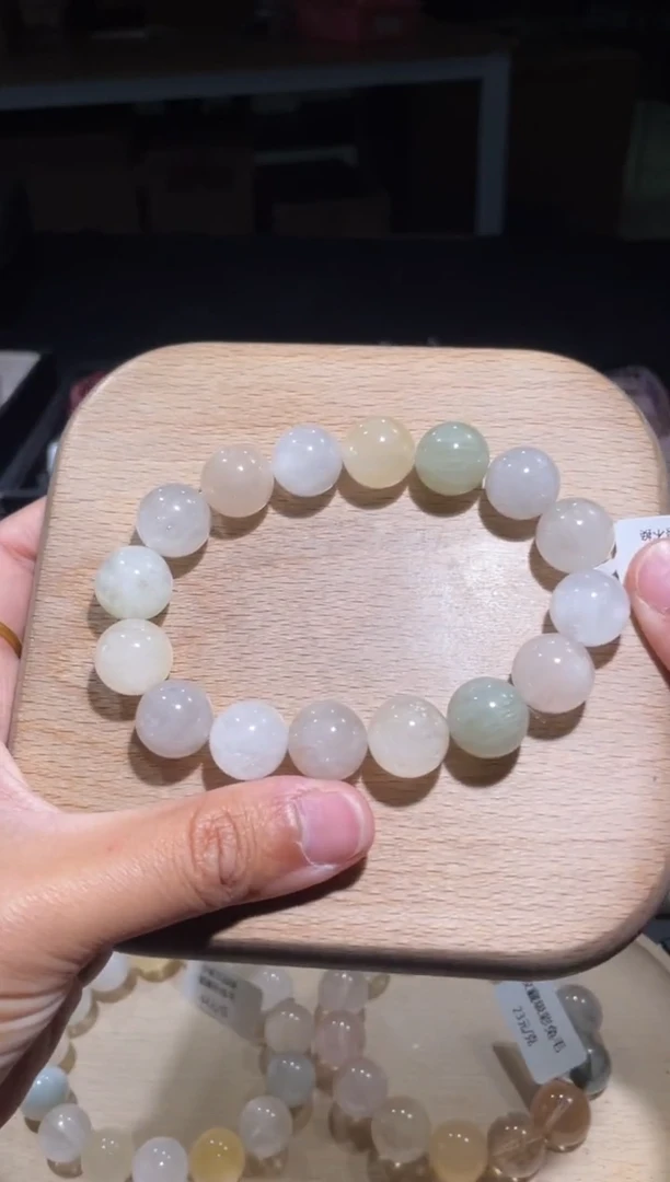 【闪购商品】水晶手链未镶嵌8号3条多样性发货一EE 13+