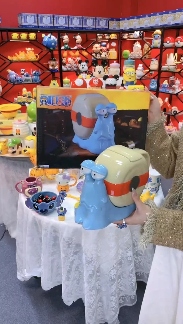 【闪购商品】.@@海贼王电话虫水壶（原盒）