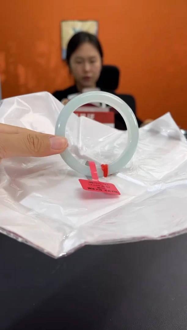 未镶嵌手镯翡翠3    5455