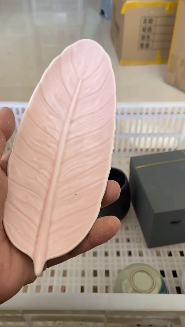 杯无运费险有瑕疵的摄影的产品有使用过的痕迹有点脏介意勿拍