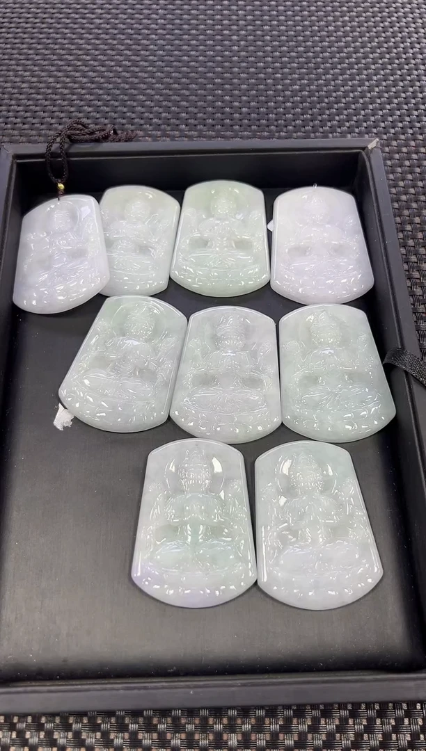 【闪购商品】翡翠吊坠(不含链)未镶嵌鼠千手观音挂件（多样性发一件）