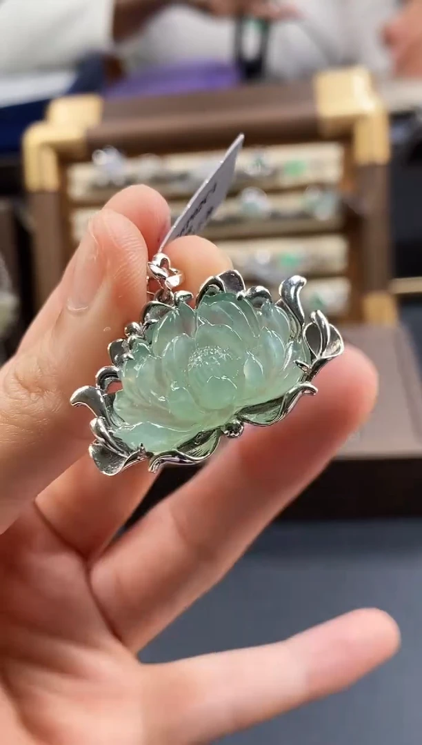 颈饰银S925镶嵌翡翠16828