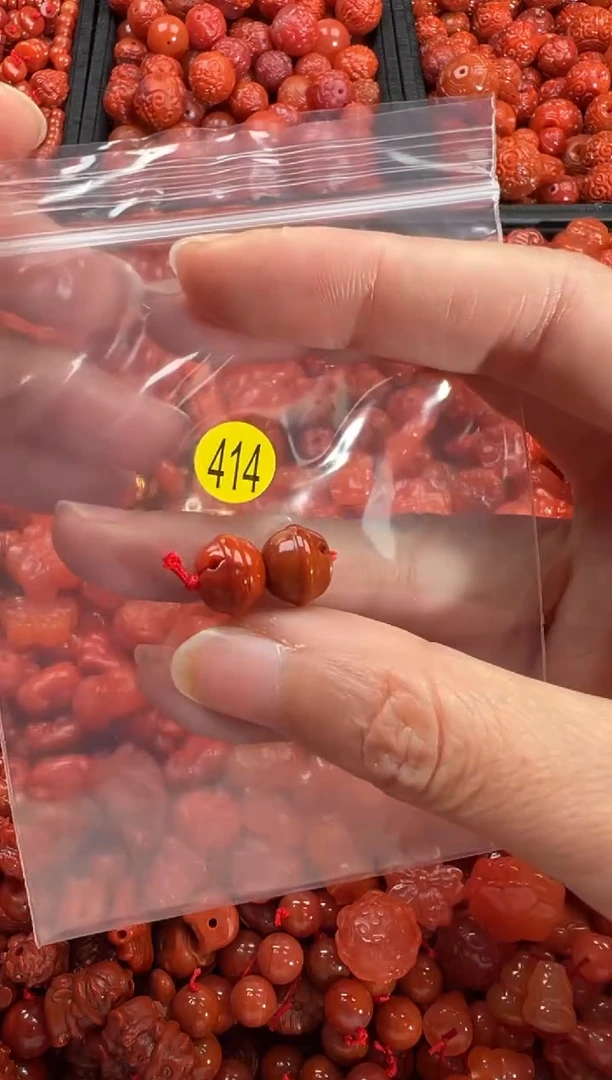 【闪购商品】南红玛瑙颈饰未镶嵌1