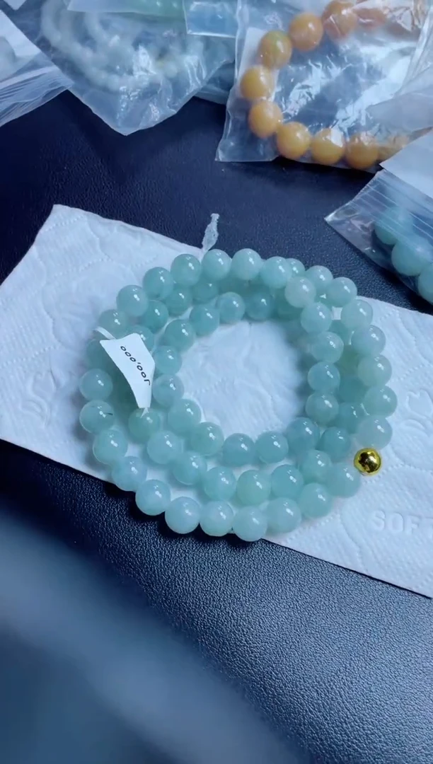 定制翡翠未镶嵌珠串