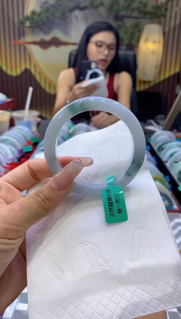 翡翠手镯未镶嵌00006574
