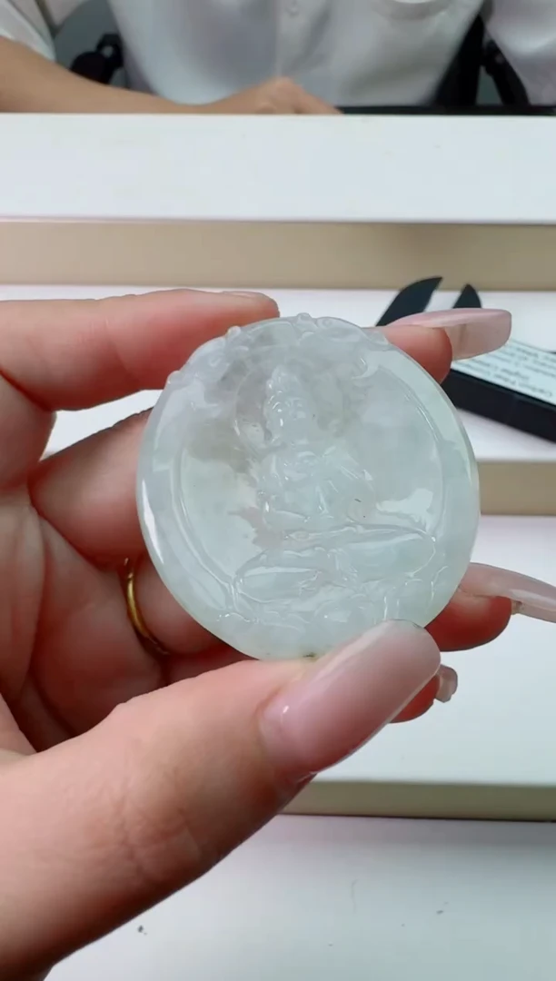 翡翠未镶嵌颈饰111111111111