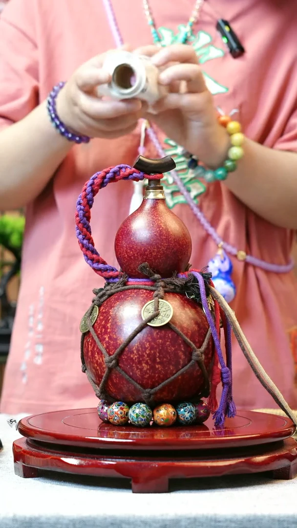 大漆酒葫芦，一物一拍送底座漏斗591