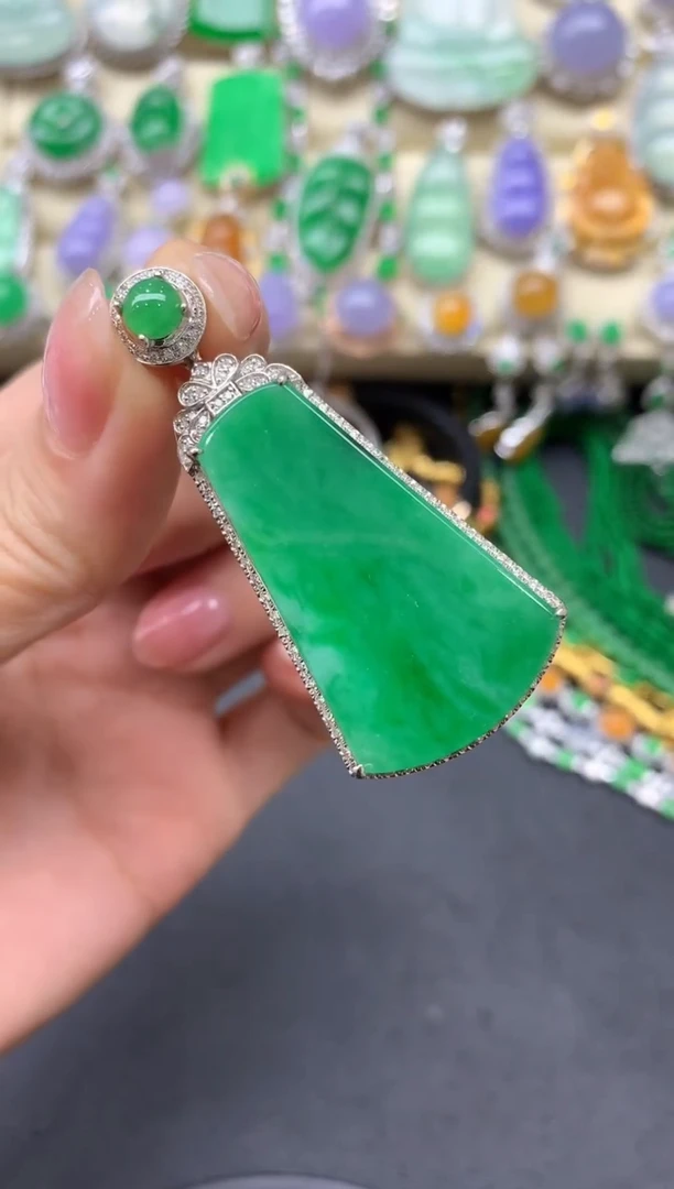 【闪购商品】翡翠颈饰18K金镶嵌431-中国好珍宝