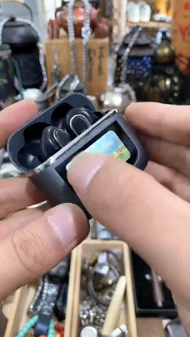 瓷片闪购商品  如图所示