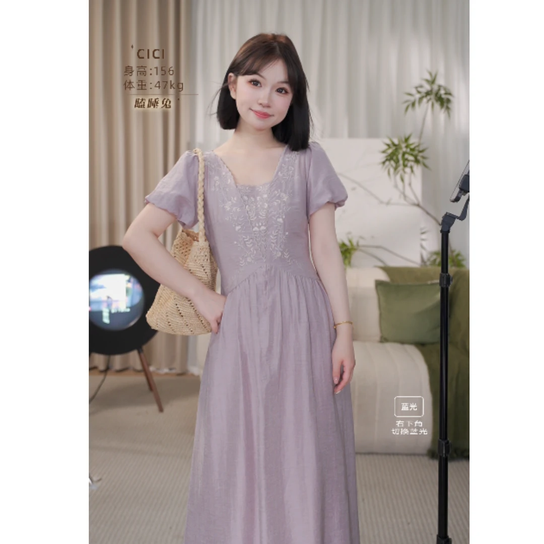 瞌睡兔定制【槿上花语】轻奢优雅时尚气质质感刺绣显瘦紫色连衣裙
