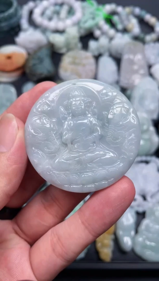 翡翠未镶嵌颈饰天然翡翠a货