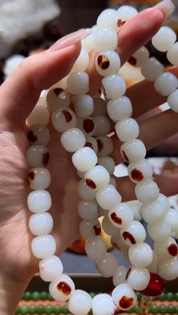 未镶嵌和田玉把件墨*和田玉