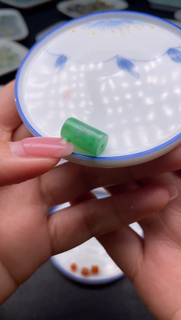 【闪购商品】定制翡翠未镶嵌啊A117