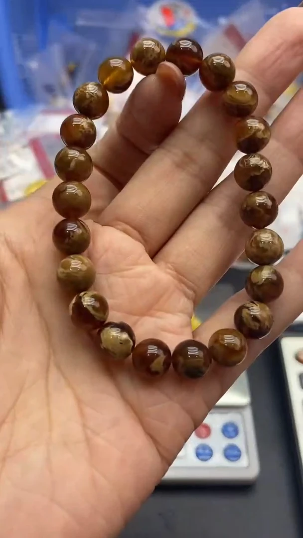 琥珀未镶嵌珠宝奇石1075