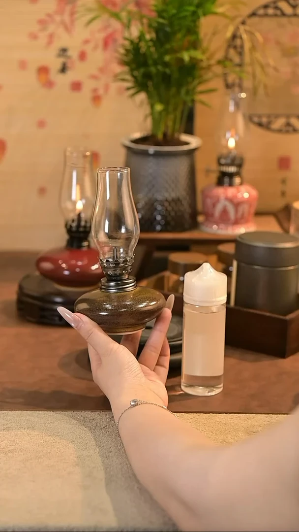 景德镇陶瓷油灯摆件