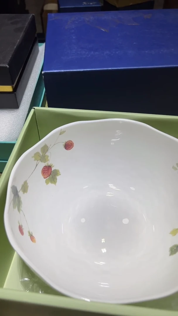 瓷片碗碟好物一件不留@@1