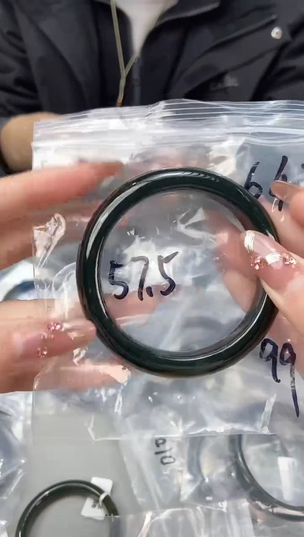 【闪购商品】和田玉手镯未镶嵌天然和田玉手镯647