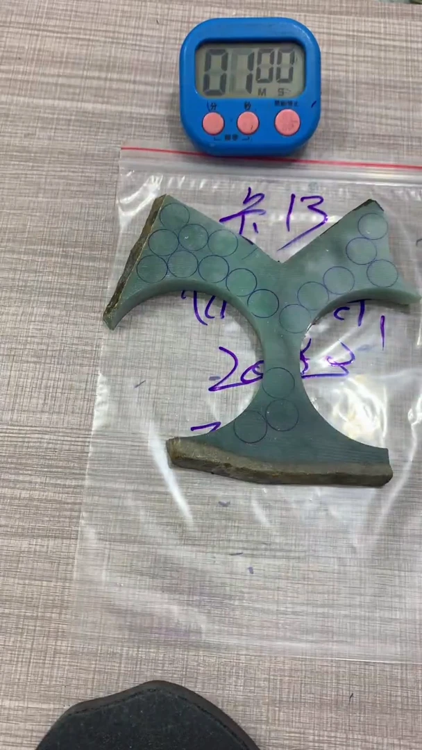 未镶嵌定制翡翠舞**生毛料不包雕刻