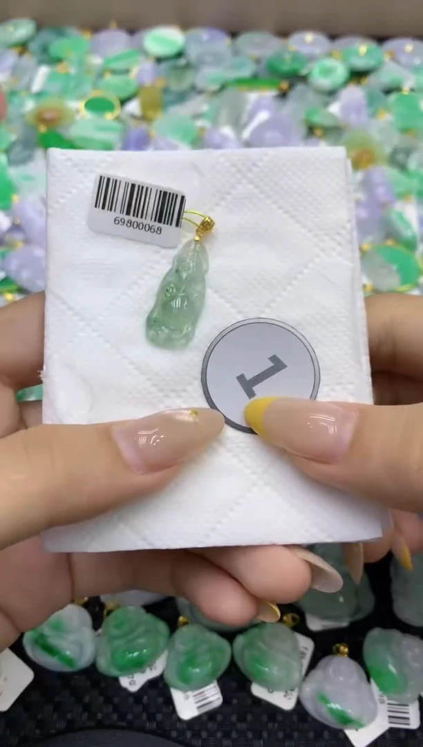 颈饰未镶嵌翡翠天然缅甸翡翠A货