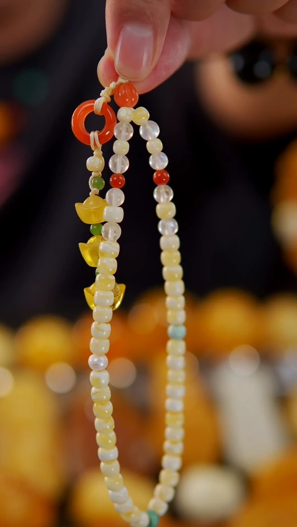 【闪购商品】蜜蜡裸石未镶嵌10.87元宝手机链