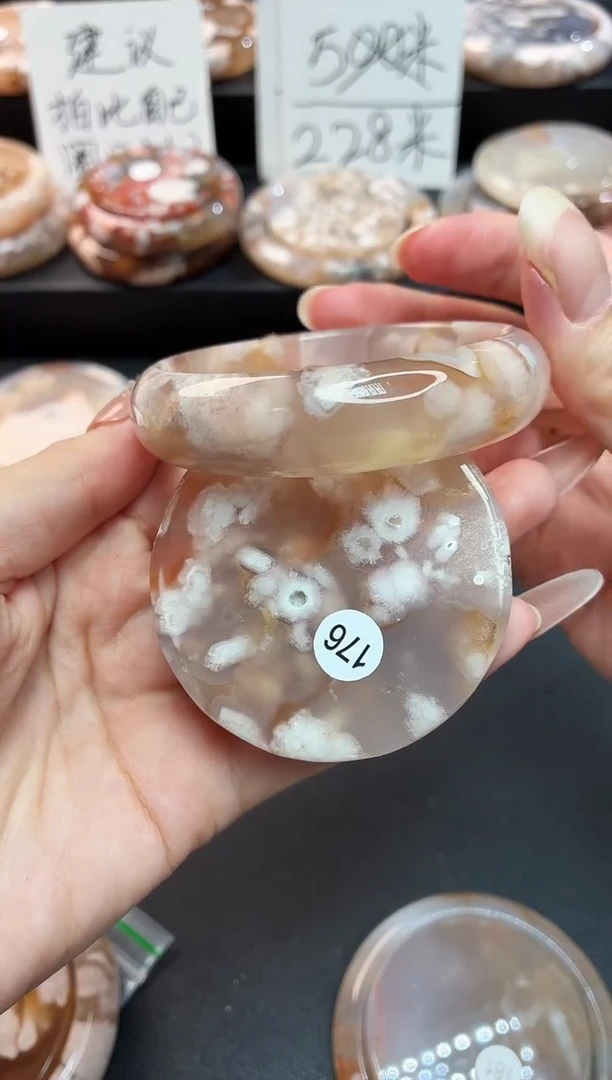 手镯玛瑙/玉髓未镶嵌石英质玉56圈(赠送镯心)圈口建议拍大