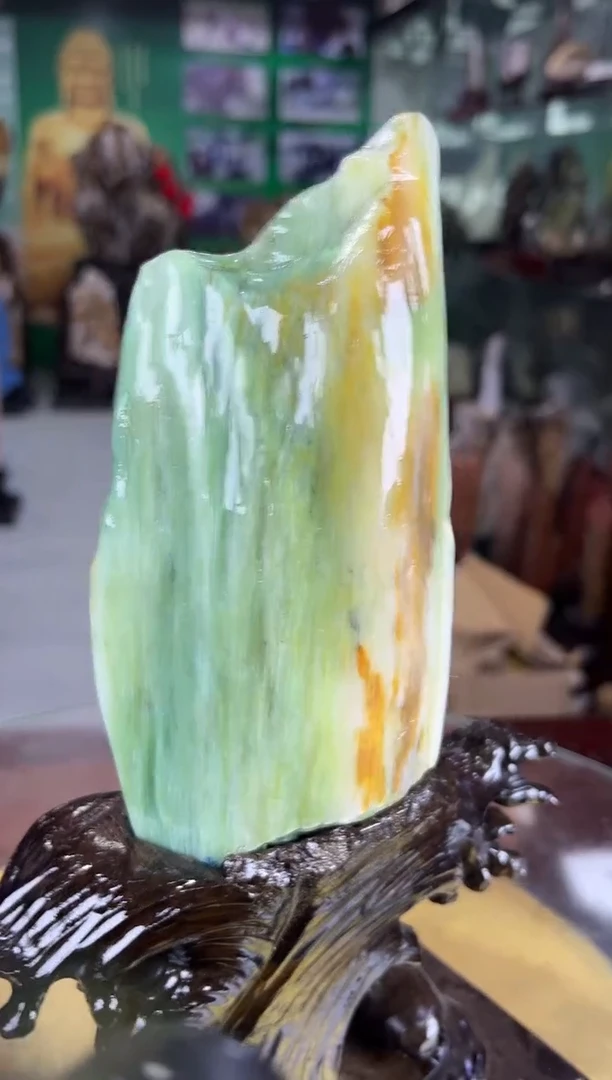 缅甸天然树化玉摆件