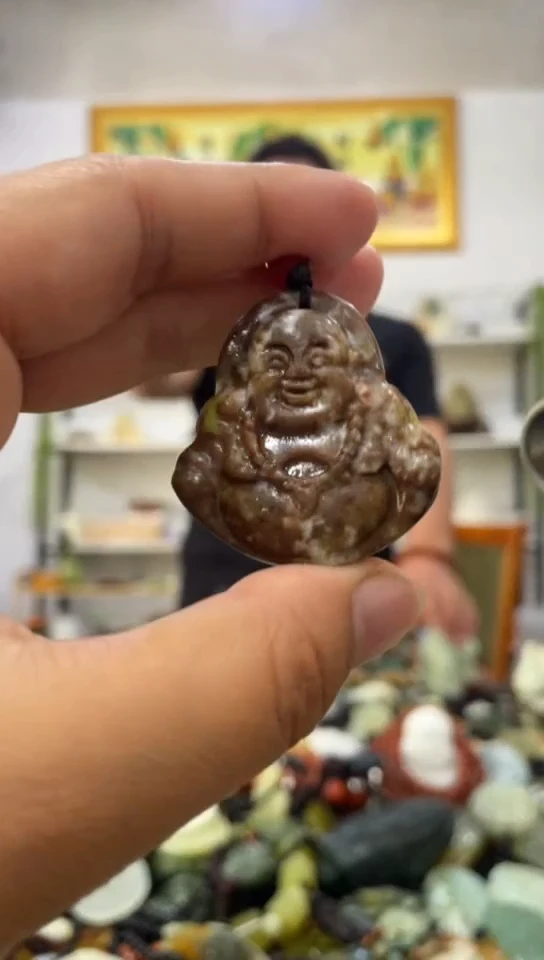 未镶嵌岫玉吊坠