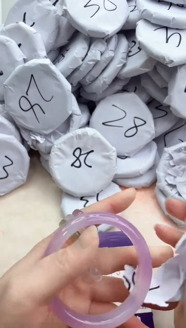 【闪购商品】玛瑙/玉髓手镯合金5082