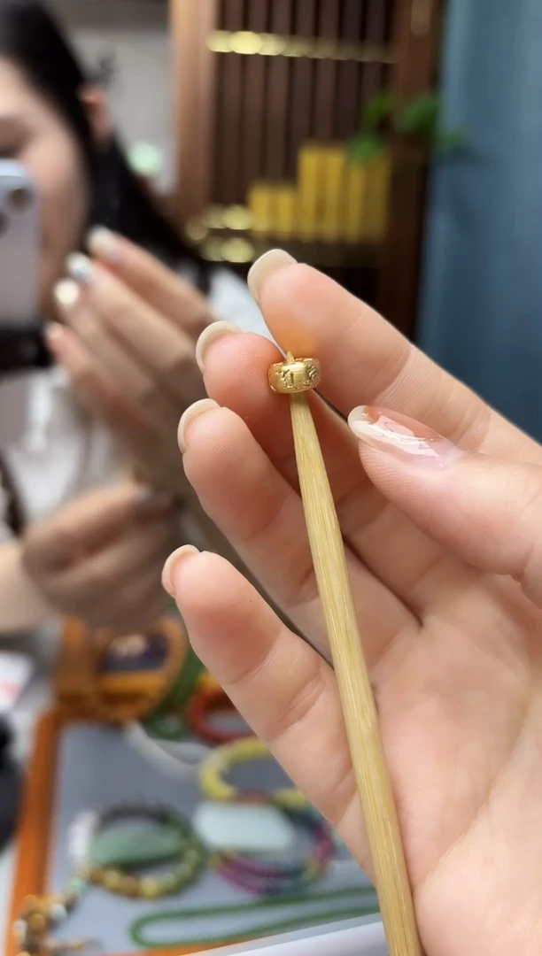 颈饰18K金18K金六字配饰ZX