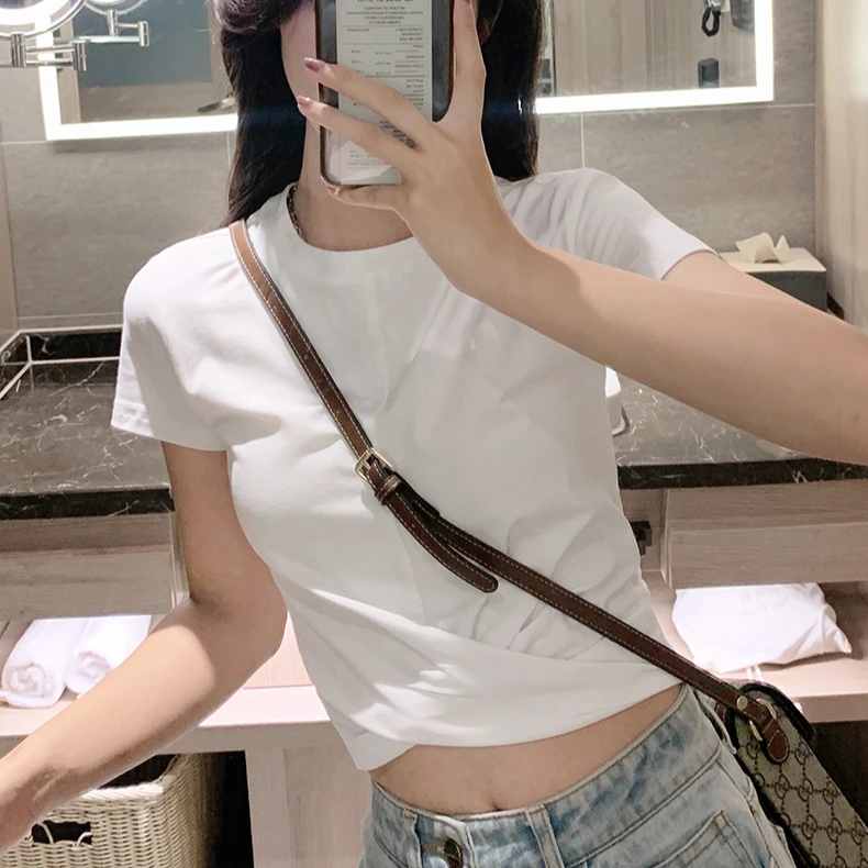 短袖t恤洋气上衣女短款露脐百搭交叉设计感小众甜美可爱风格气质