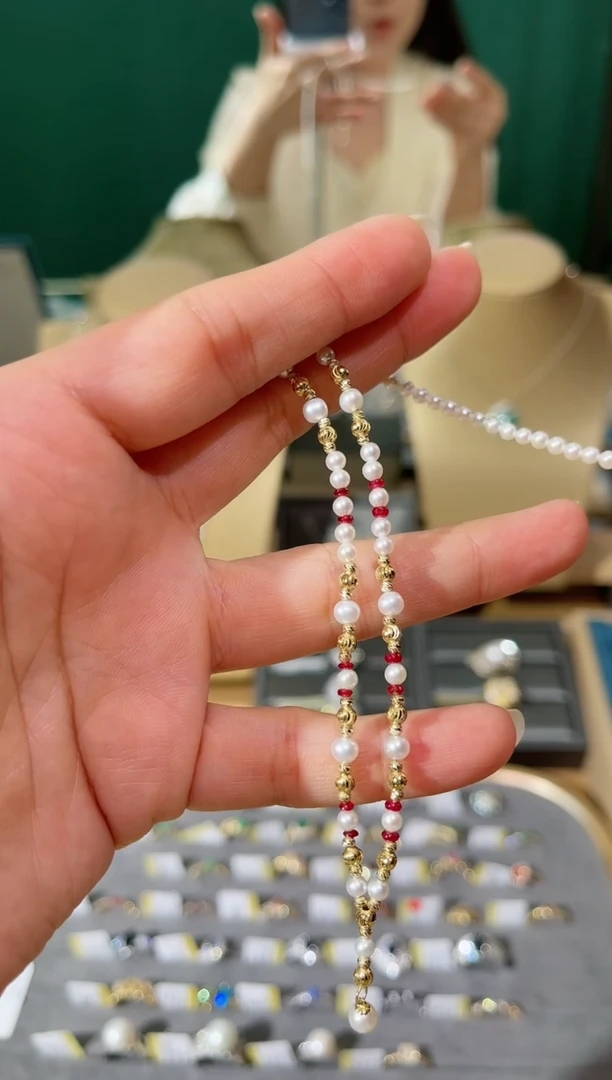 【闪购商品】淡水珍珠颈饰18K金镶嵌珍珠红宝项链