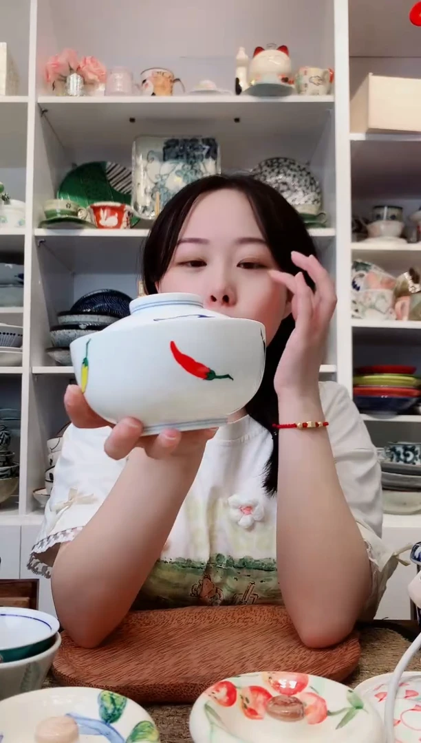 陶瓷【微瑕】有田烧辣椒盖碗