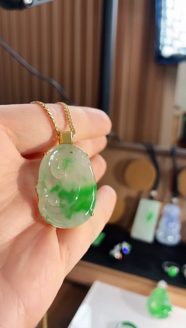 吊坠(不含链)18K金镶嵌翡翠吊坠