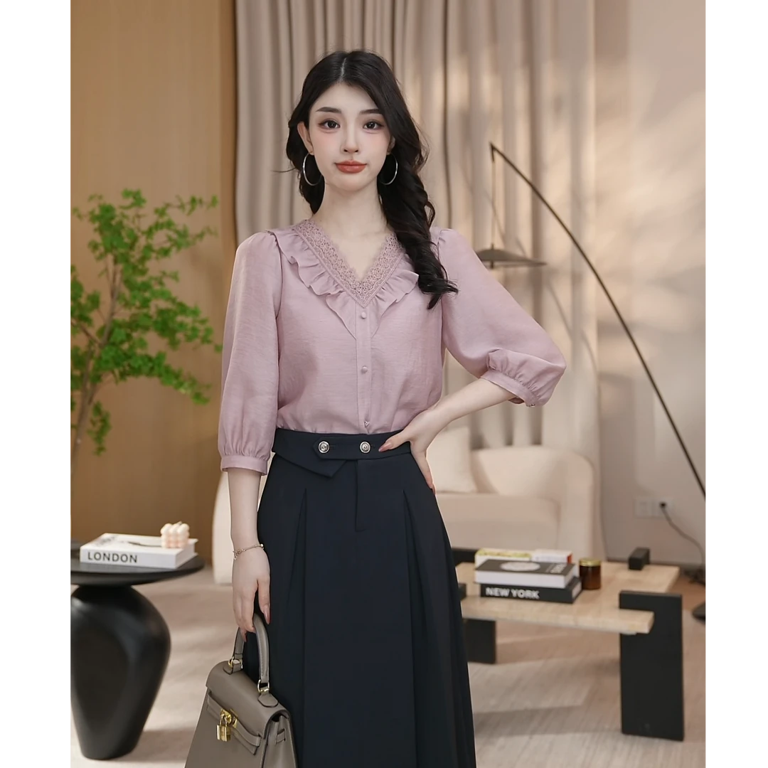 【曼贝】洋气时髦气质2025新款V领蕾丝短袖衬衫女8592396【珮珮】