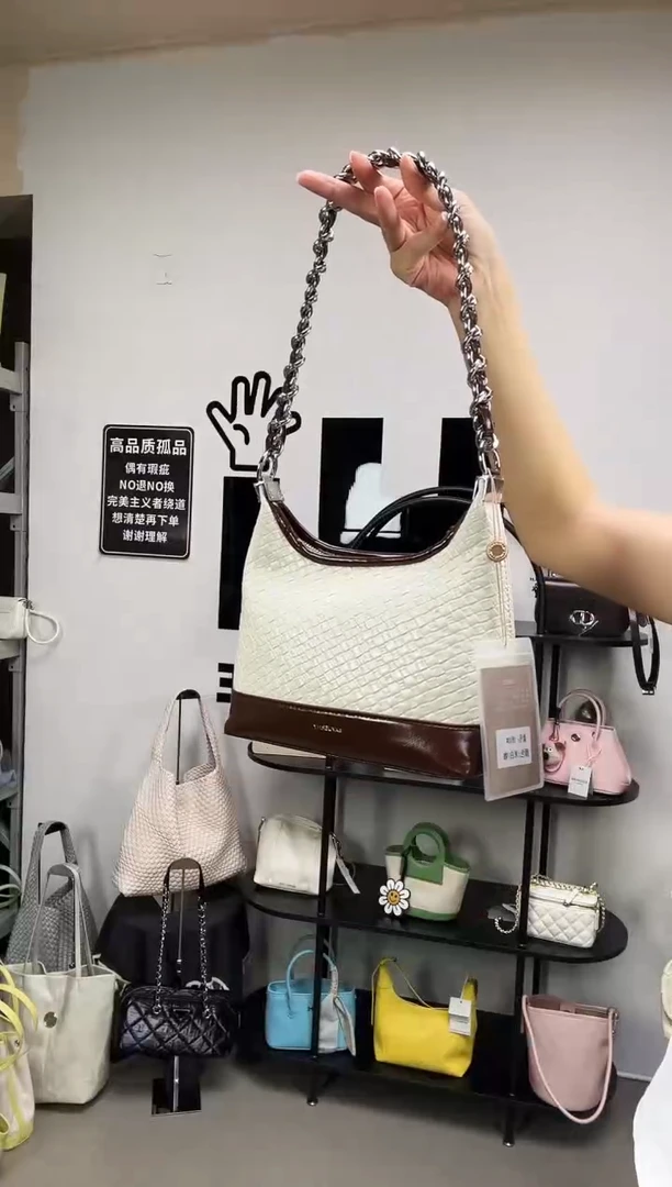 牛皮（革）彩汐轻奢女包编号：73