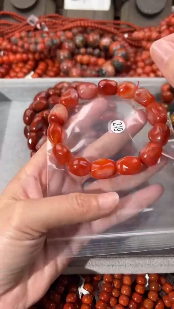 南红玛瑙手串未镶嵌13