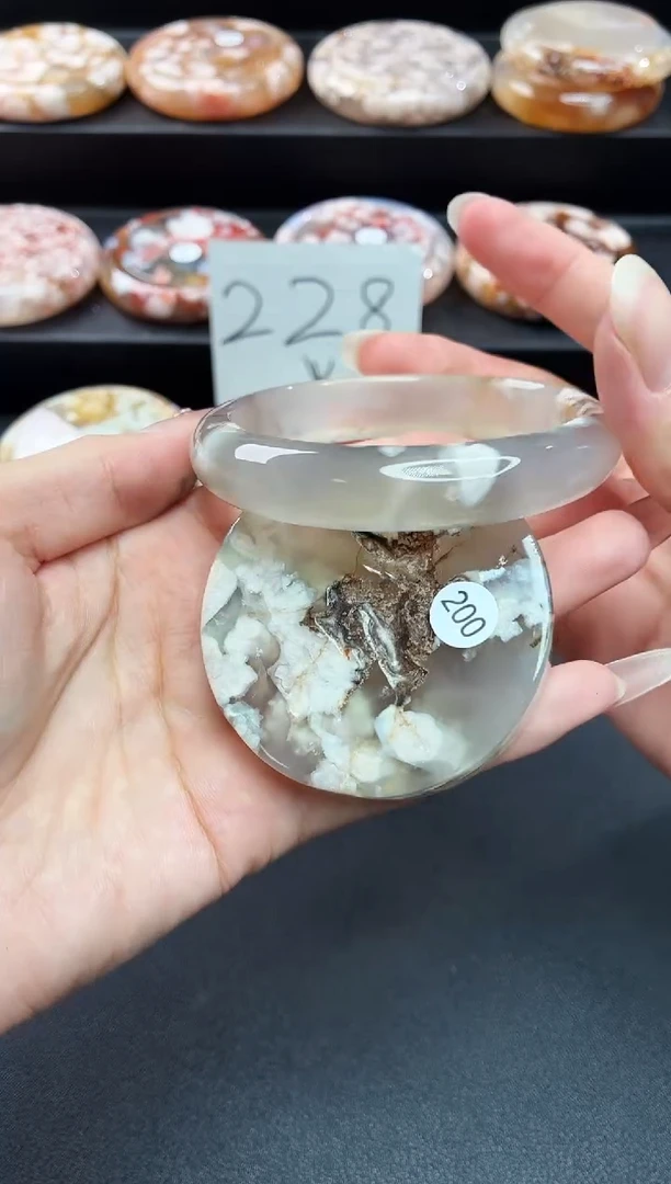 手镯玛瑙/玉髓未镶嵌石英质玉手镯