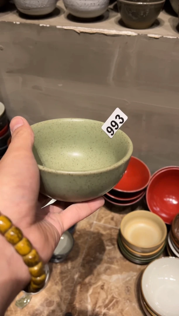 【闪购商品】瓷片993绿影手工饭碗1个